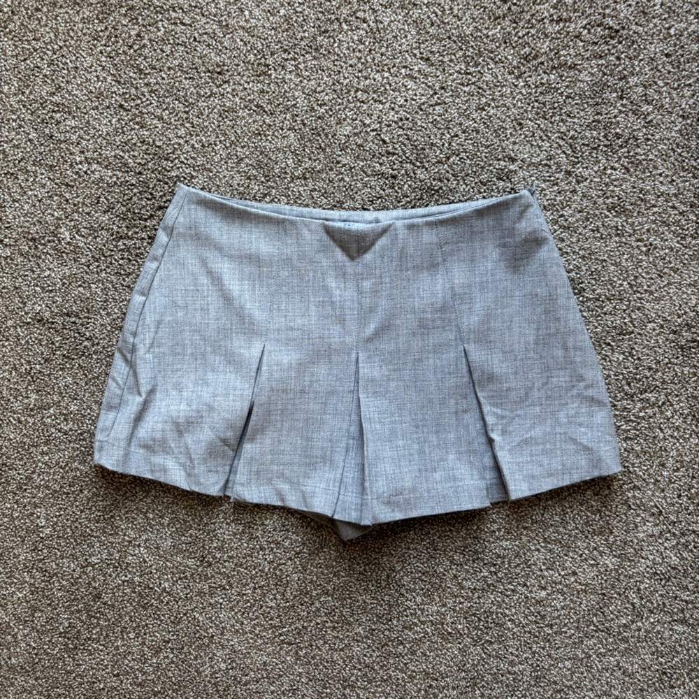 Light Grey Pleated Skort